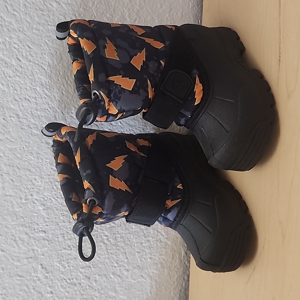 Northside Lightening Bolt Snowboots Sz 5